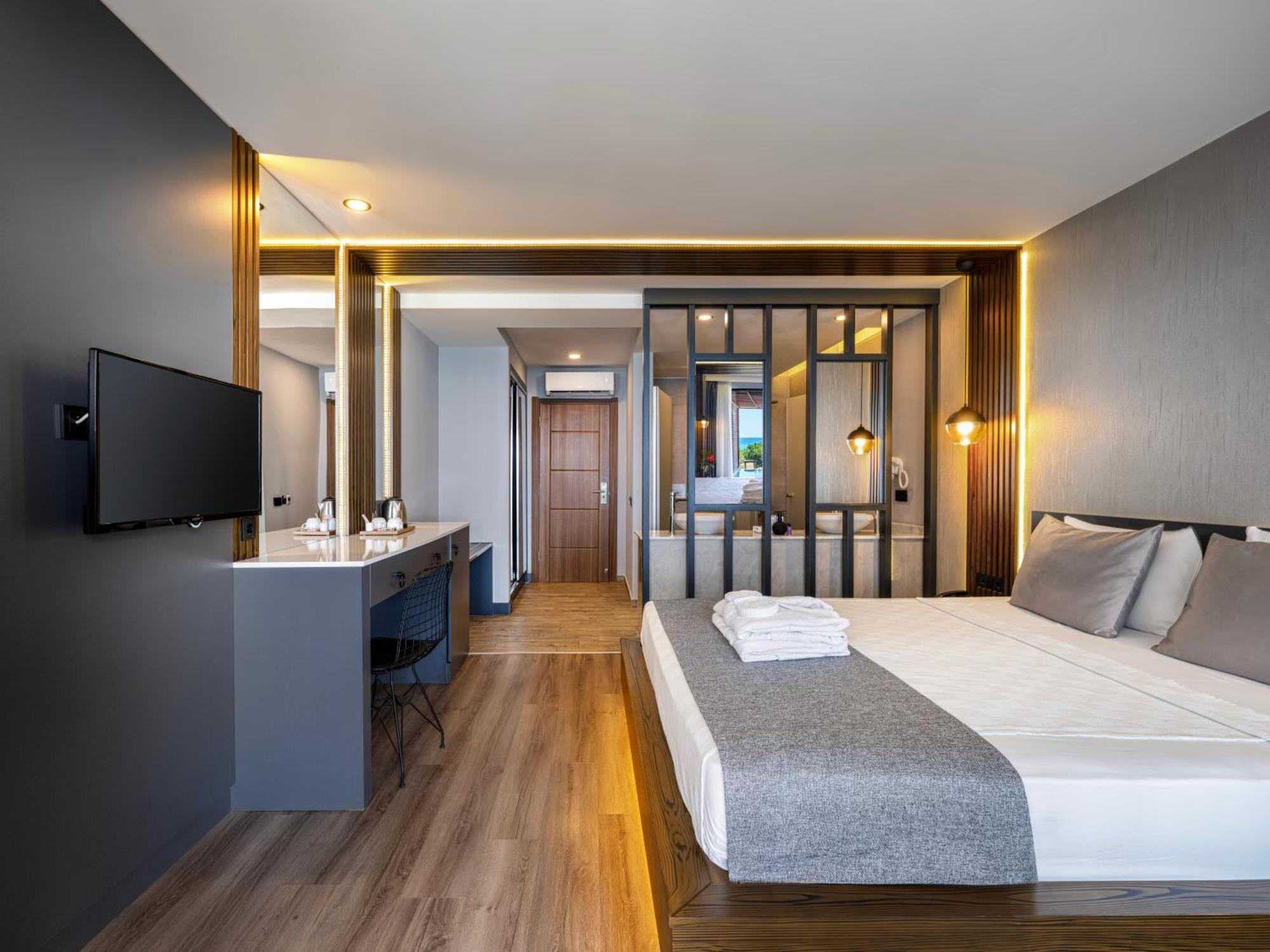 Adora Calma Beach Hotel Adults Only Kızılot 외부 사진